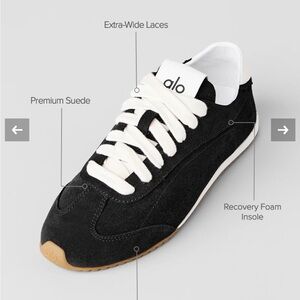 NWT ALO Yoga Black and White Sneakers
